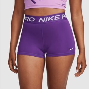 ‼️PRICE DROP ‼️ 🥇 offer made being accepted Nike Pro Women’s 3” Shorts